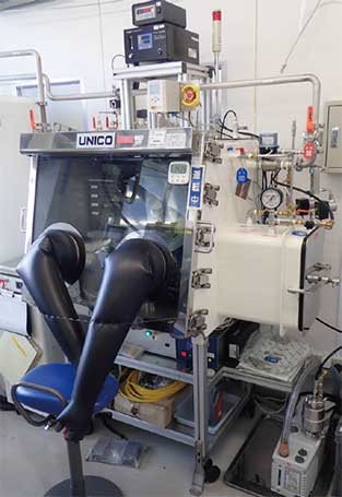 UNICO製グローブボックス写真
